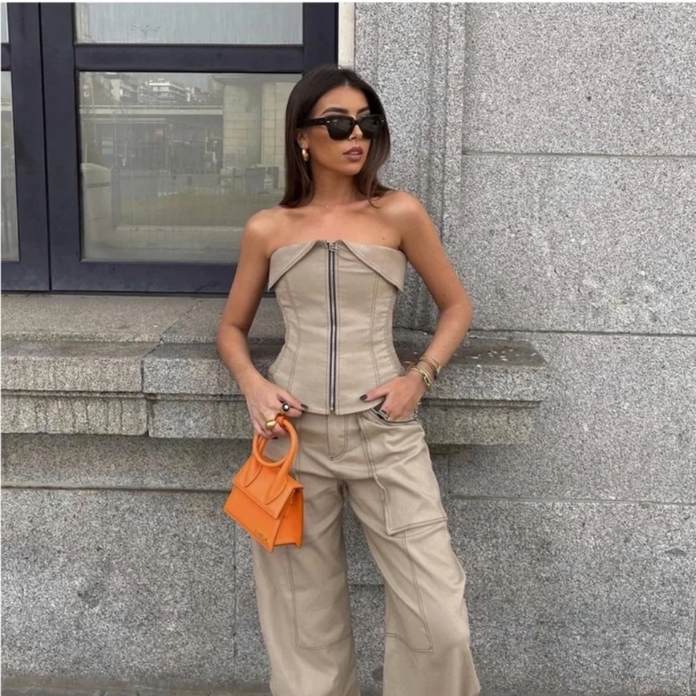 XS blogger fave Zara topstitched bustier cargo strapless top zipper bustier - Picture 2 of 9